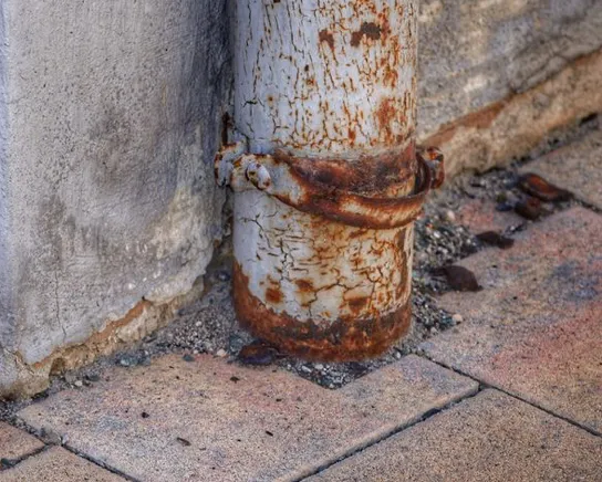 Corrosion inside a hot water cylinder